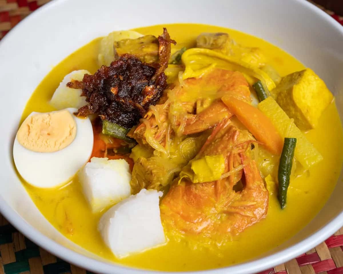 Resepi Lontong Kuah Lodeh & Sambal Bilis Che Nom