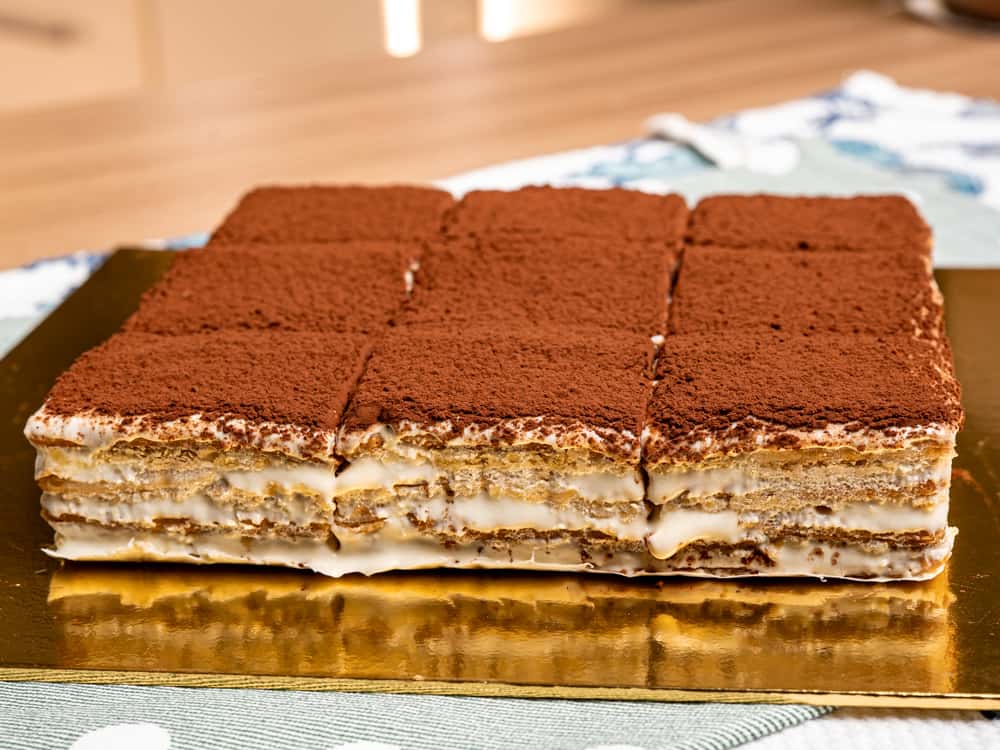Cheesekut anti fail berlapis dengan topping Milo dan layer kemas