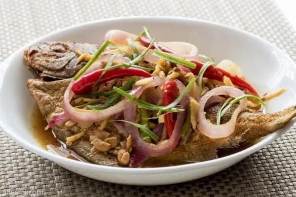 Ikan Bawal Goreng Taucu