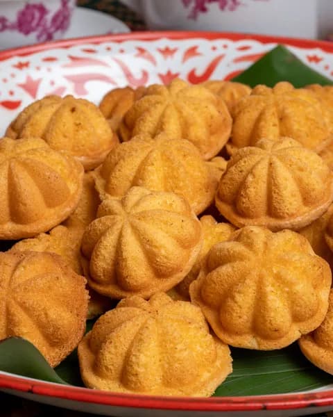Resepi Kuih Bahulu Tiga Bahan Tanpa Agen Penaik Premium