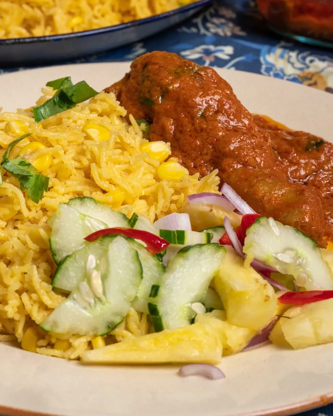 Nasi Jagung dan Ayam Masak Merah