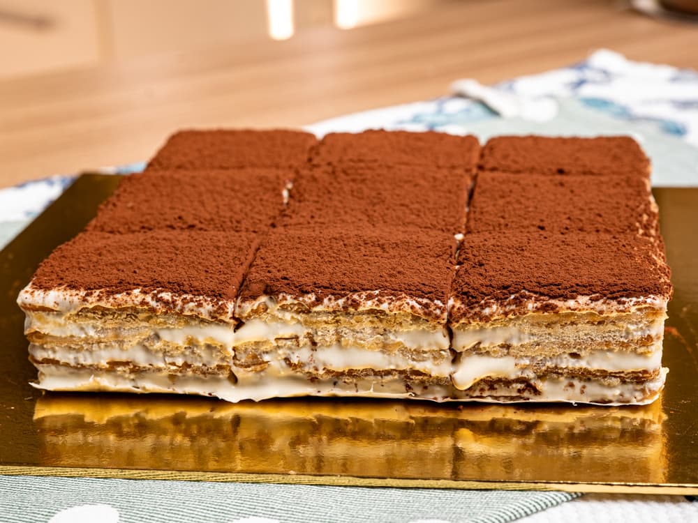 Cheesekut anti fail berlapis dengan topping Milo dan layer kemas