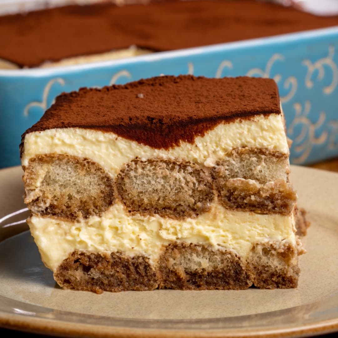 Resepi Tiramisu Klasik Mascarpone, Lembut Berkrim & Kaya Rasa Kopi