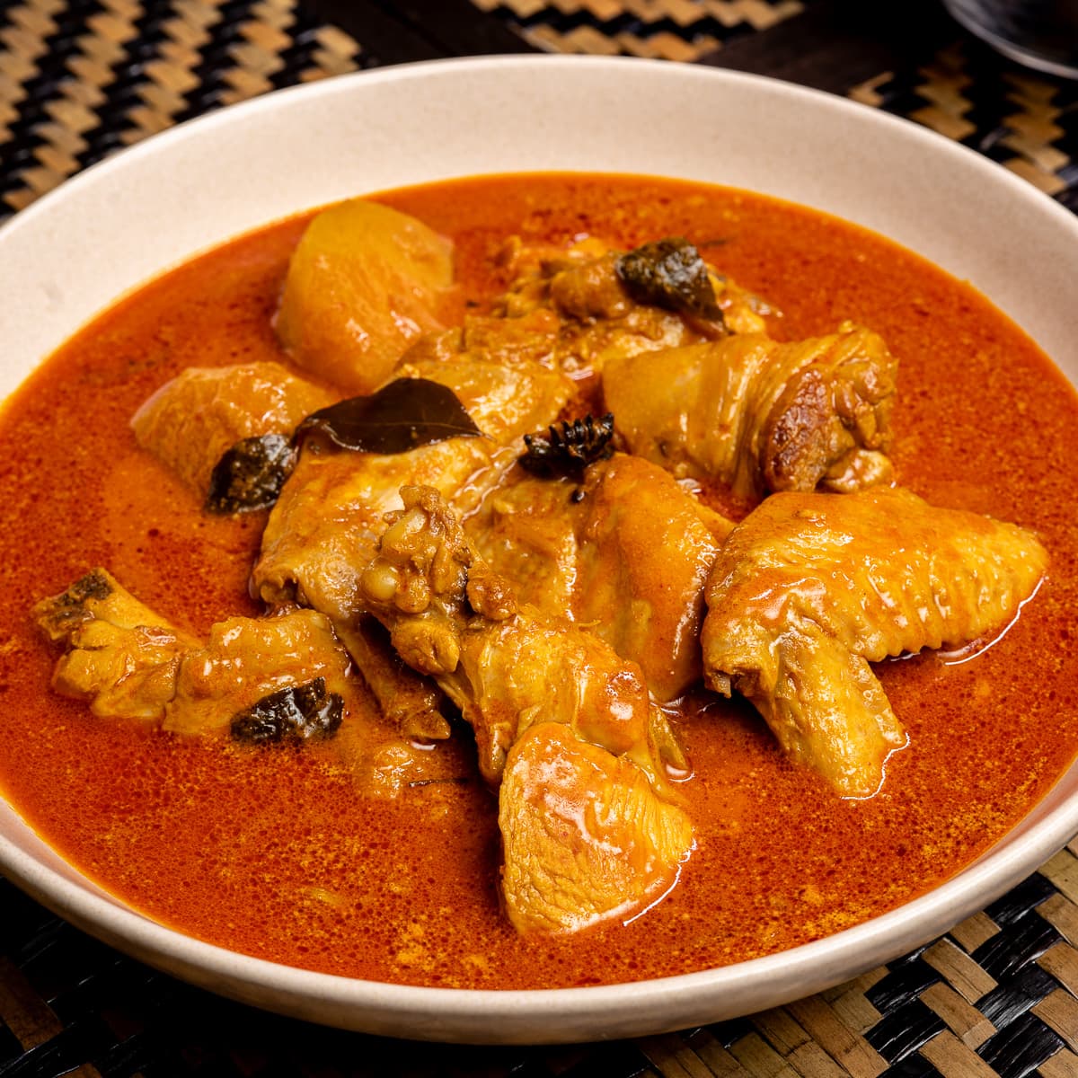 Resepi Kari Ayam Pecah Minyak & Kuah Merah