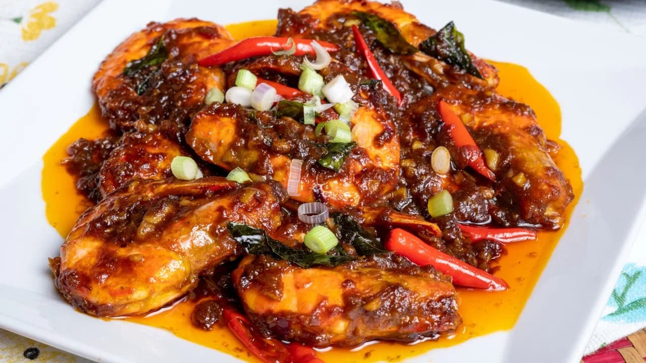 Apa Itu Masakan Kam Heong? Asal-Usul, Bahan Utama dan Cara Memasaknya