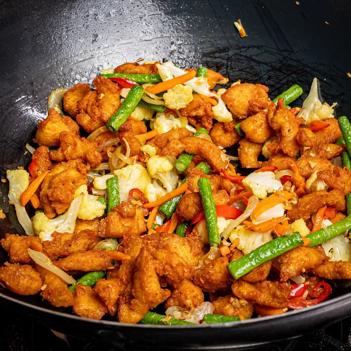 Panduan Lengkap Ayam Goreng Kunyit Macam Gerai — Warna Kuning Oren Cantik, Rangup Luar Juicy Dalam (Teknik Minyak Kunyit Bloom)
