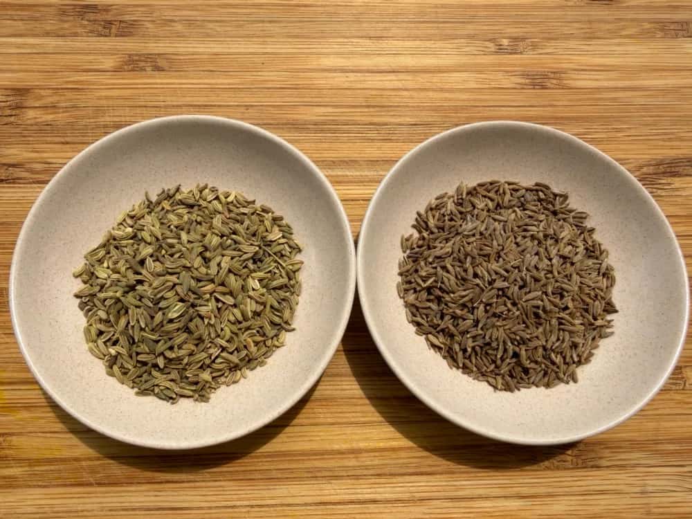 Beza Jintan Manis vs Jintan Putih: Cara Kenal, Kegunaan & Tip Dapur (Tak Keliru Lagi)