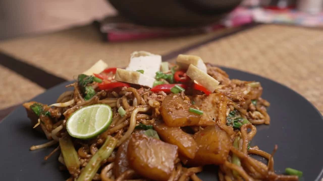 Cara Basuh Mi Kuning Buang Rasa Kapur Tanpa Jadi Lembik