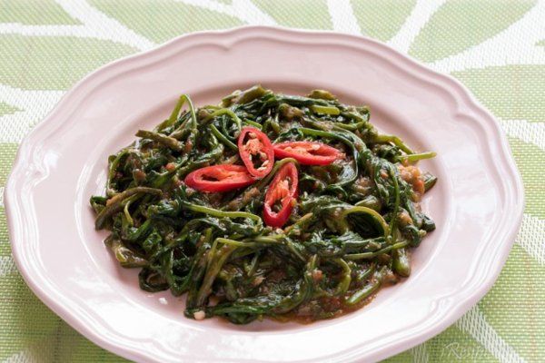 Kangkung Goreng Belacan