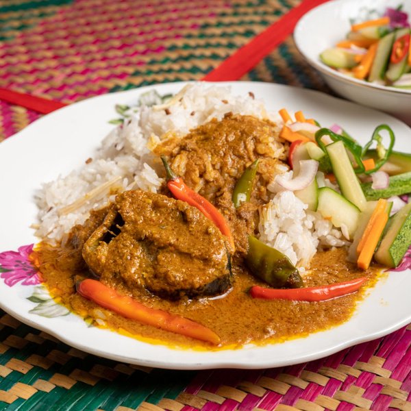 Nasi Dagang dan Acar Timun