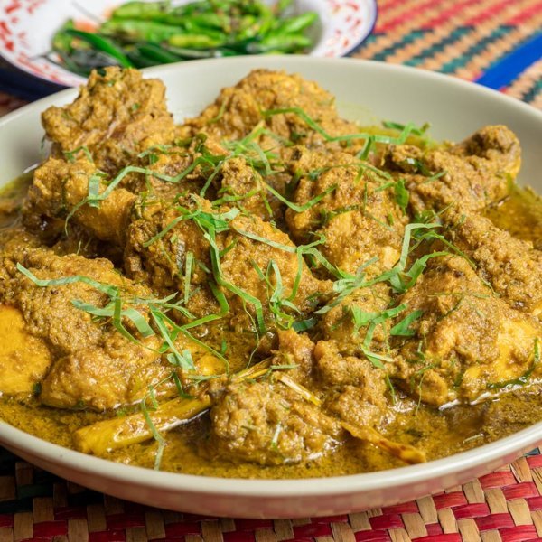 Rendang Ayam Cili Api Hijau